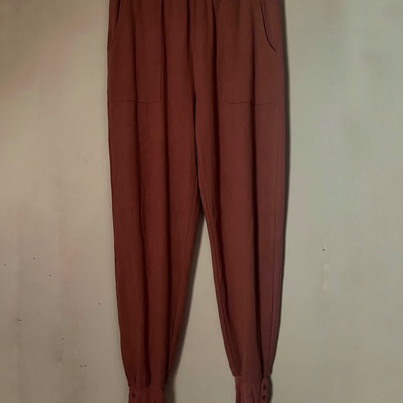 Mododoc Los Angeles Sweatpant Jogger - Picture 3 of 10